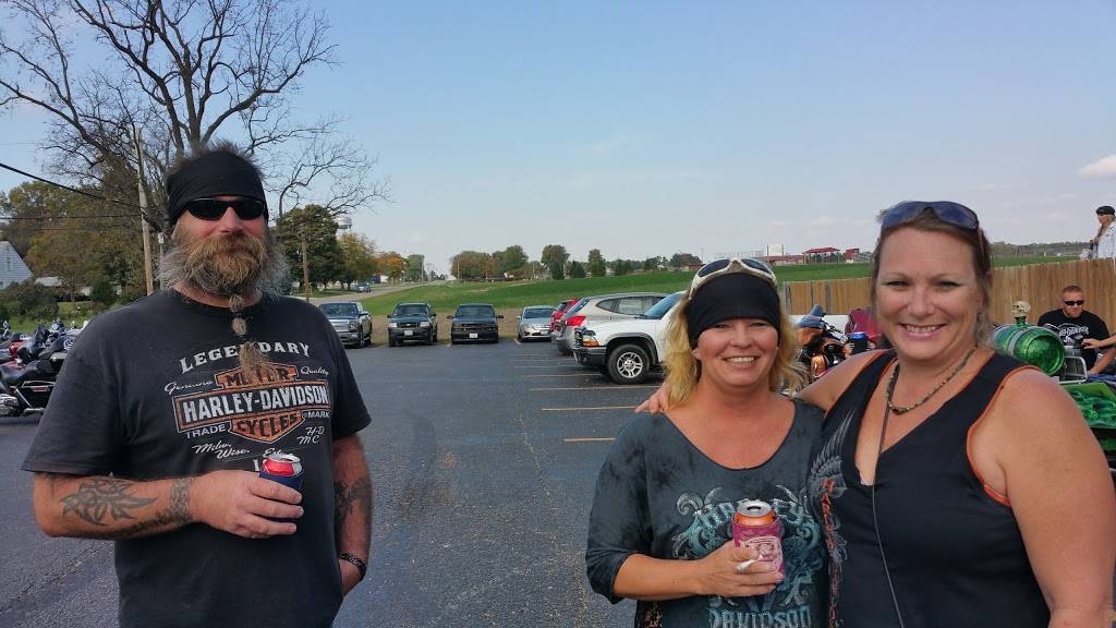 Burnzees Bar & Grill | restaurant | 413 E Knoxville St, Brimfield, IL 61517, USA | 3094469211 OR +1 309-446-9211