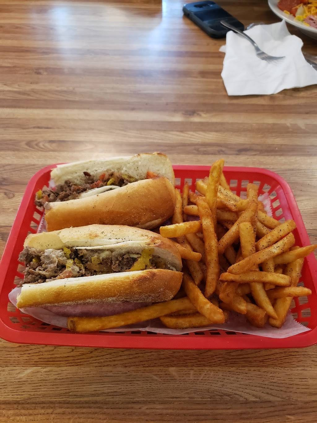 Alferdos Pizza of Rainelle | restaurant | 1100 Main St, Rainelle, WV 25962, USA | 3044385403 OR +1 304-438-5403