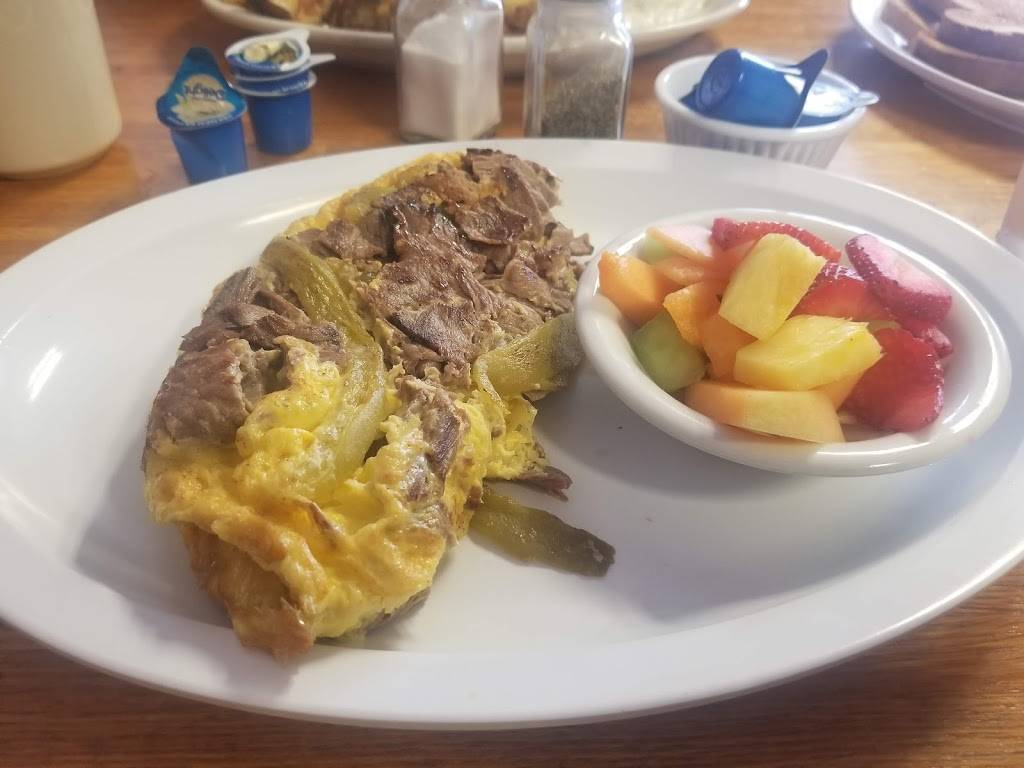 Village Cafe | restaurant | 112 Branch St, Arroyo Grande, CA 93420, USA | 8054731655 OR +1 805-473-1655