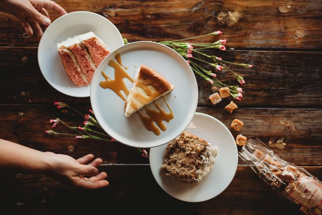 The Picket Fence Too | restaurant | 1029 N Velasco St, Angleton, TX 77515, USA | 9792912694 OR +1 979-291-2694