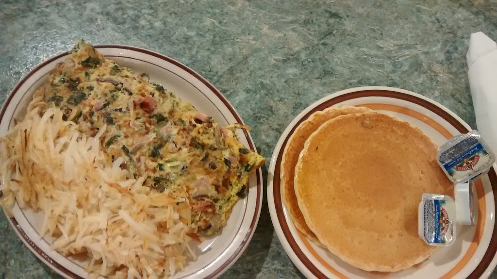 Riverside Family Restaurant 2 | restaurant | 1802 A Ave E, Oskaloosa, IA 52577, USA | 6416731480 OR +1 641-673-1480