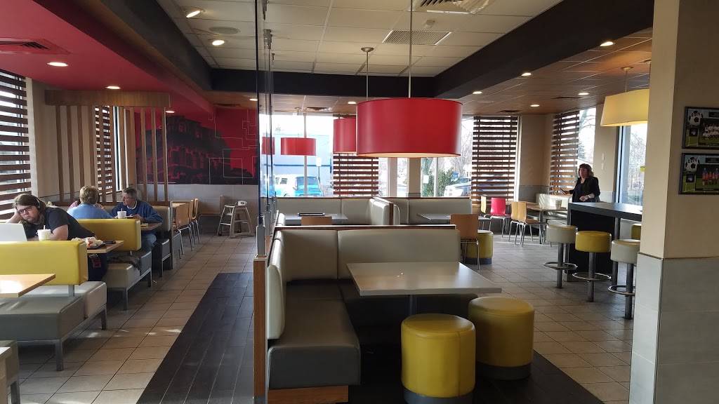 McDonalds | cafe | 957 Fairmount Ave, Jamestown, NY 14701, USA | 7164848157 OR +1 716-484-8157