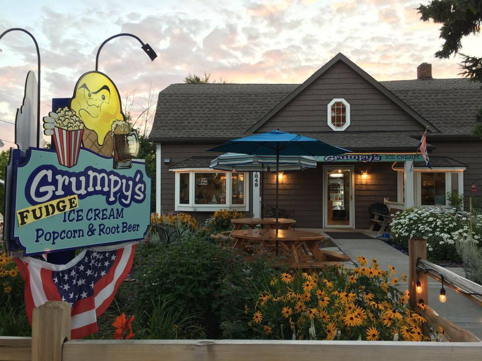 Grumpys Ice Cream and Popcorn | restaurant | 7849 WI-42, Egg Harbor, WI 54209, USA | 9208689494 OR +1 920-868-9494
