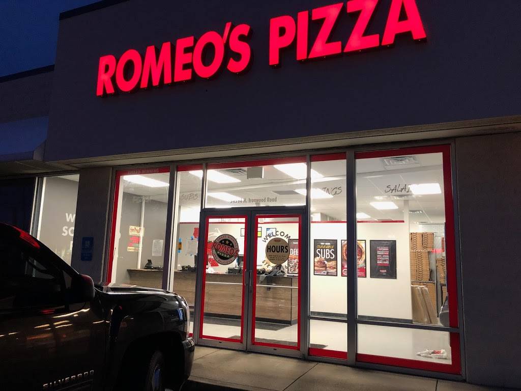 Romeos Pizza | meal takeaway | 54594 N Ironwood Rd, South Bend, IN 46635, USA | 5742715600 OR +1 574-271-5600