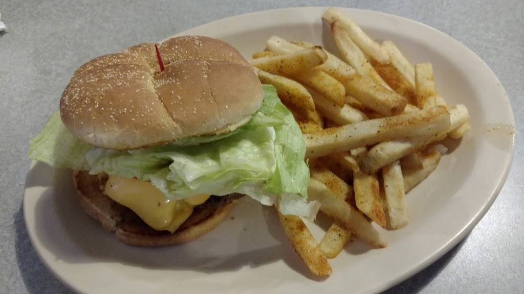 Moja Southern Kitchen & Catering | restaurant | 301 N MacArthur Hwy, Peoria, IL 61605, USA | 3098392086 OR +1 309-839-2086