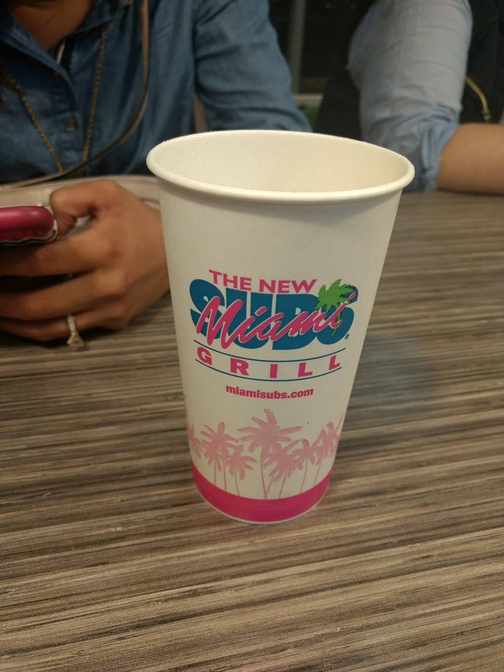Miami Grill | restaurant | 4999 S State Rd 7, Davie, FL 33314, USA | 9546897499 OR +1 954-689-7499