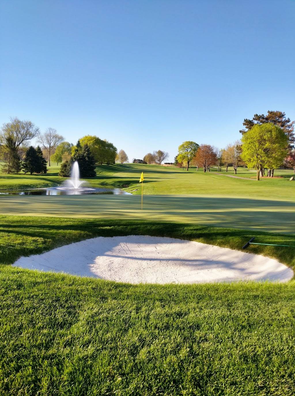 Arrowhead Golf Club | restaurant | 26W151 Butterfield Rd, Wheaton, IL 60189, USA | 6306535800 OR +1 630-653-5800