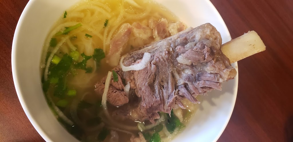 Saigon Bistro Phở & Seafood | restaurant | 2041 N Arizona Ave, Chandler, AZ 85225, USA | 4807937960 OR +1 480-793-7960