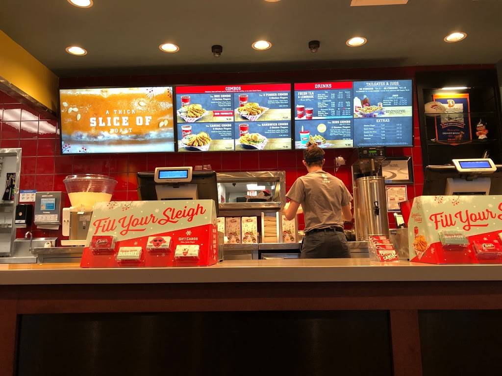 Raising Canes Chicken Fingers | meal takeaway | 6645 S Parker Rd, Centennial, CO 80016, USA | 3036931289 OR +1 303-693-1289