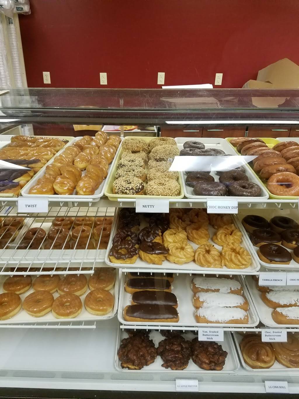 DK Donuts & Burgers | restaurant | 1090 S Lapeer Rd, Oxford, MI 48371, USA | 2489690889 OR +1 248-969-0889