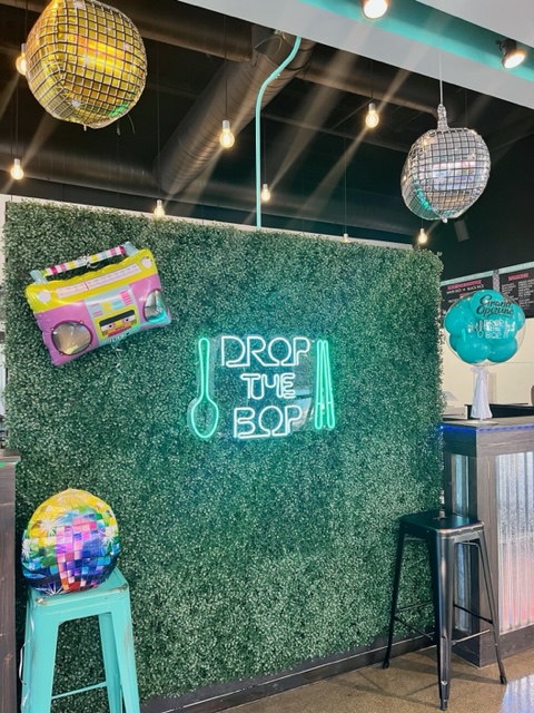 Drop the Bop | restaurant | 910 N Milwaukee Ave Suite A-1, Lincolnshire, IL 60069, USA | 8474543125 OR +1 847-454-3125