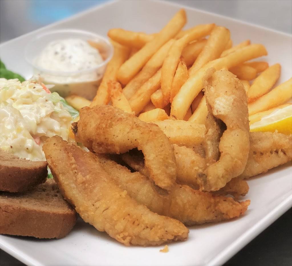 Langfords Pub | restaurant | W2615 S Valley View Dr, Golf Courses of Lawsonia, WI-23, Green Lake, WI 54941, USA | 9202943805 OR +1 920-294-3805