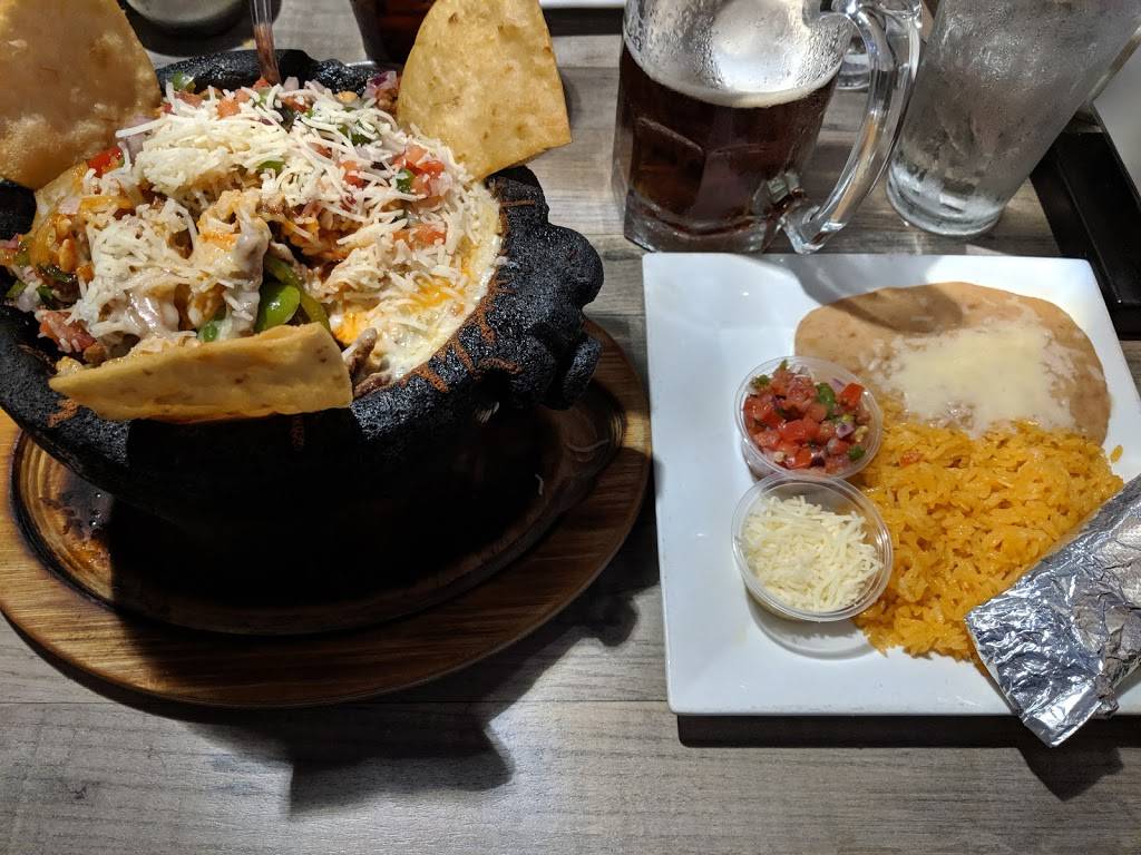 RIO GRILL & CANTINA | restaurant | 119 W Central Ave, Andover, KS 67002, USA | 3166367278 OR +1 316-636-7278