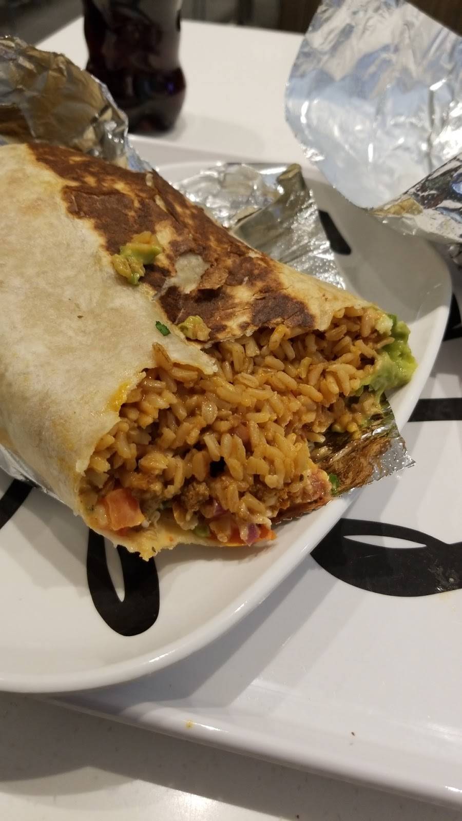 Mucho Burrito Fresh Mexican Grill | restaurant | 5401 Boulevard des Galeries, Québec, QC G2K 1N4, Canada | 4186275800 OR +1 418-627-5800