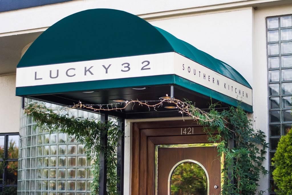 Lucky 32 Southern Kitchen | restaurant | 1421 Westover Terrace, Greensboro, NC 27408, USA | 3363700707 OR +1 336-370-0707