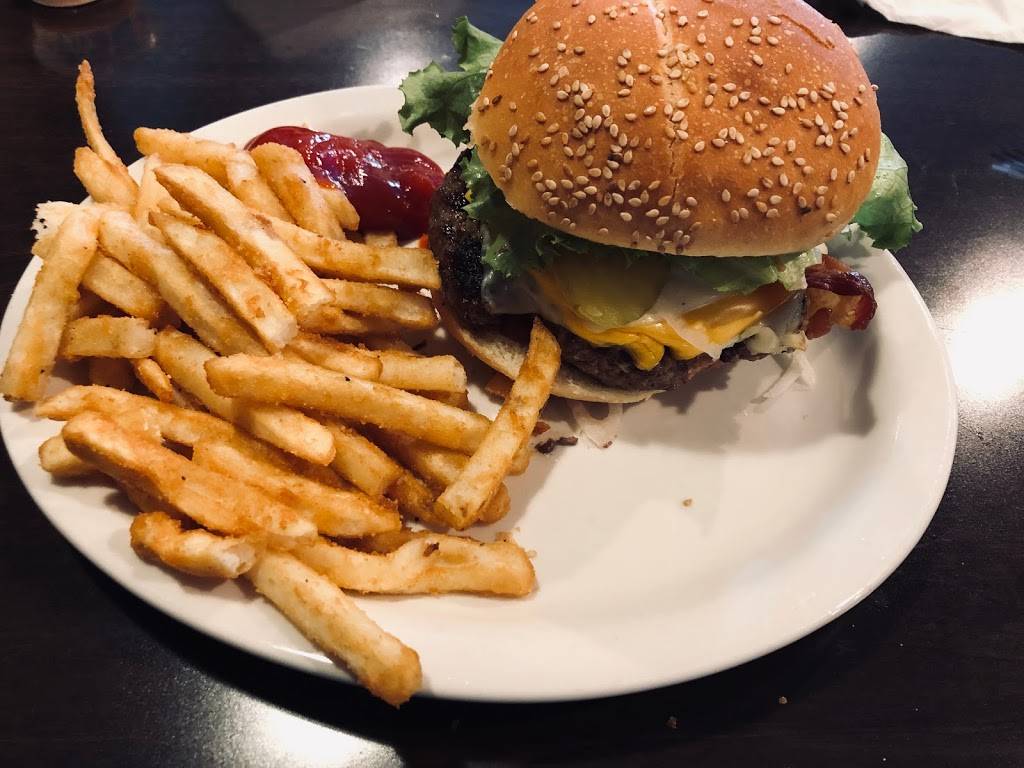 Dulanys Grille and Pub | restaurant | 9940 Kennerly Rd, St. Louis, MO 63128, USA | 3148491554 OR +1 314-849-1554