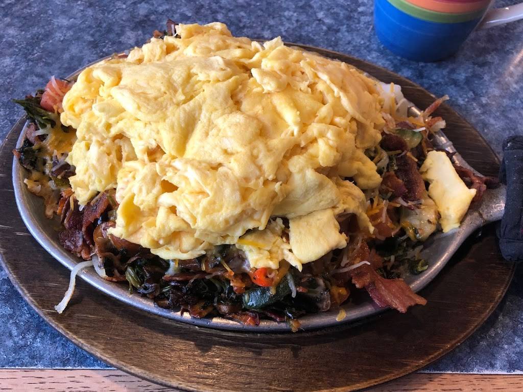 Galvans | restaurant | 2220 E Northland Ave, Appleton, WI 54911, USA | 9203800111 OR +1 920-380-0111