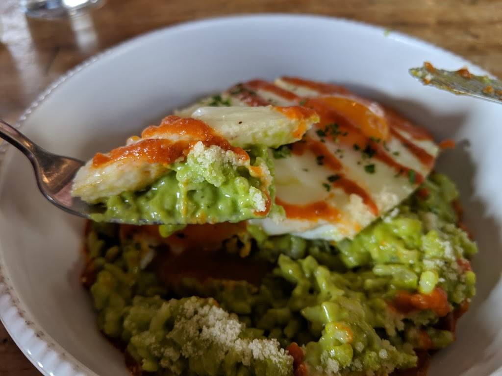 Sugar & Olives | restaurant | 21 1/2 Lois St, Norwalk, CT 06851, USA | 2034543663 OR +1 203-454-3663