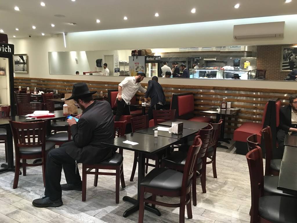 Prime Avenue | meal takeaway | 377 Kingston Ave, Brooklyn, NY 11213, USA | 7185766665 OR +1 718-576-6665