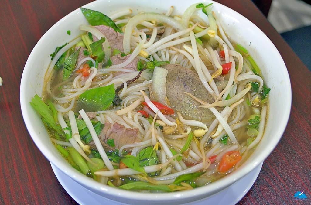 T&S Saigon Pho | restaurant | 3095 Fort Campbell Blvd Suite E, Clarksville, TN 37042, USA | 9315468101 OR +1 931-546-8101