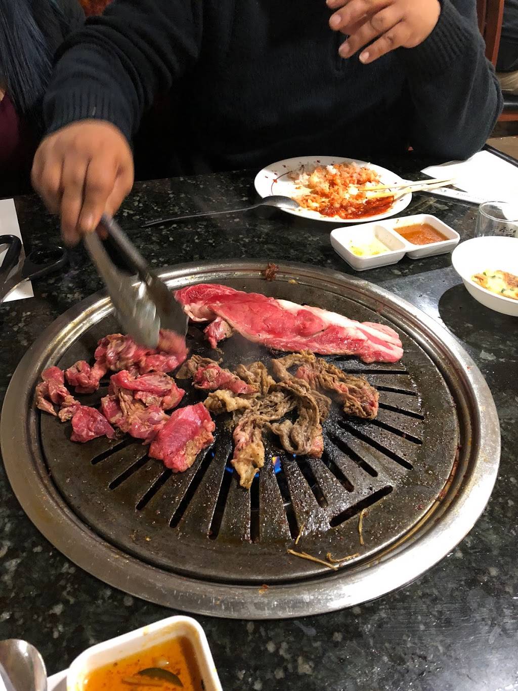 Pine Tree Restaurant | restaurant | 8322 Reseda Blvd, Northridge, CA 91324, USA | 8188861512 OR +1 818-886-1512