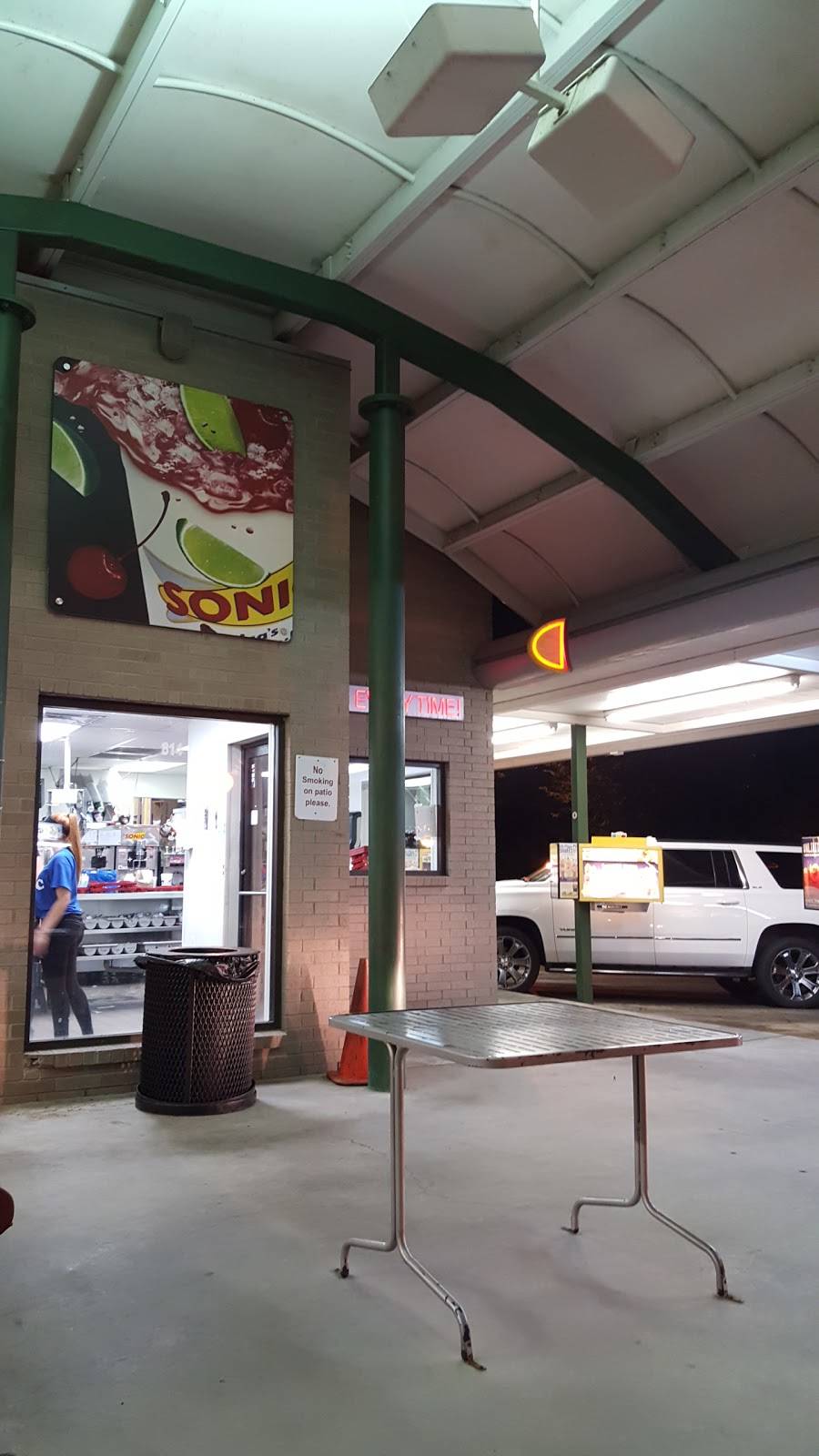 Sonic Drive-In | restaurant | 814 E Central Ave, Belton, TX 76513, USA | 2549399006 OR +1 254-939-9006