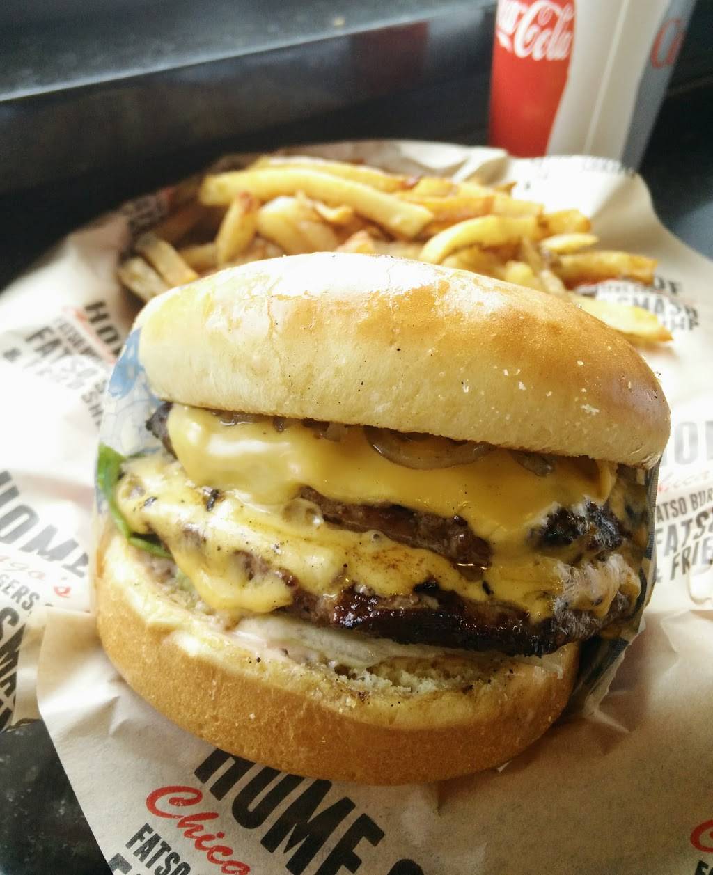 Fatsos Last Stand | restaurant | 2258 W Chicago Ave, Chicago, IL 60622, USA | 7732453287 OR +1 773-245-3287