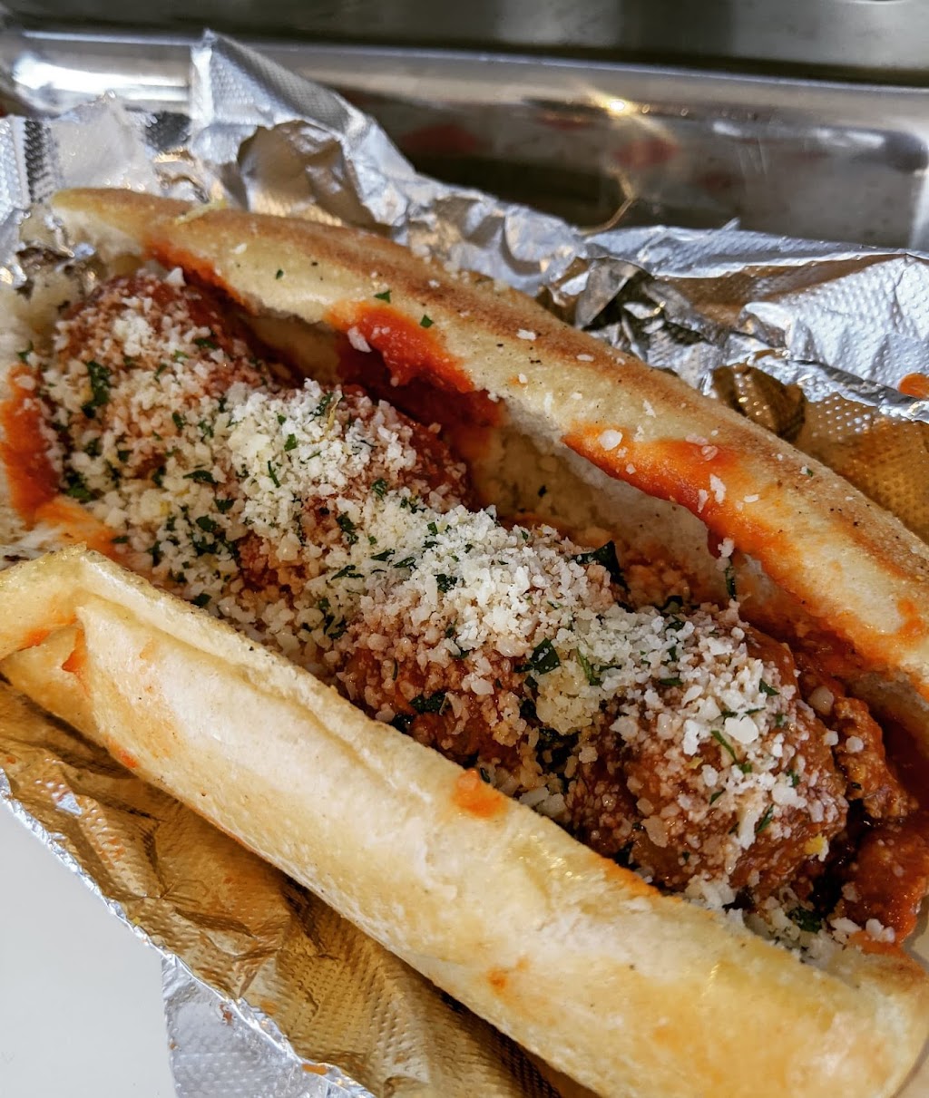 StarDog Food Truck | restaurant | 7000 E Speedway Blvd, Tucson, AZ 85710, USA | 5202470879 OR +1 520-247-0879