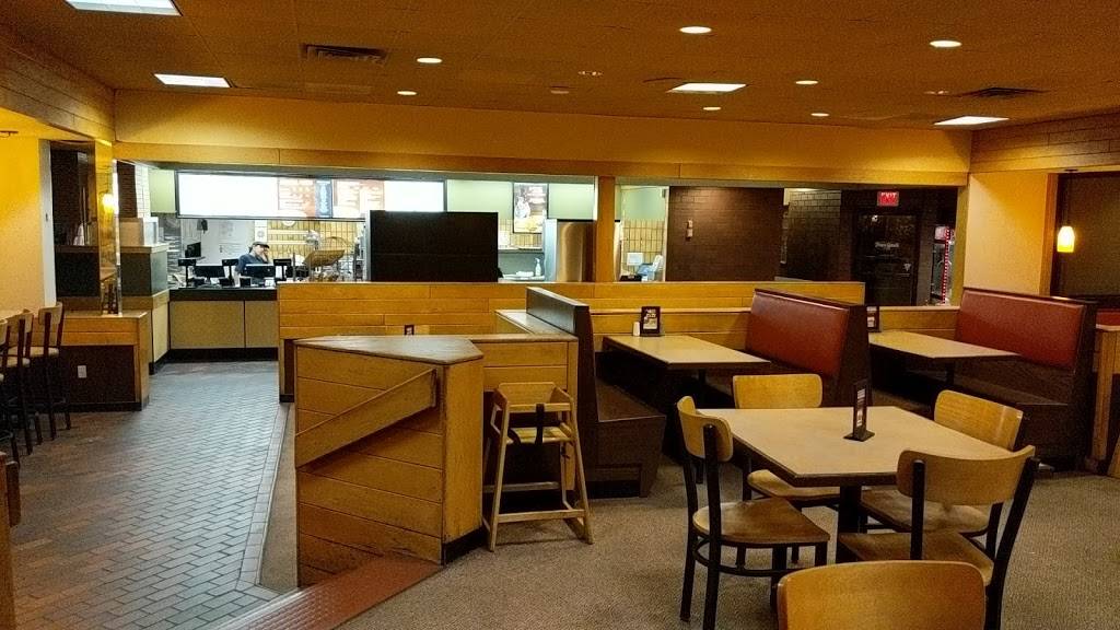 Papa Ginos | restaurant | 1018 Lexington St, Waltham, MA 02452, USA | 7818936440 OR +1 781-893-6440