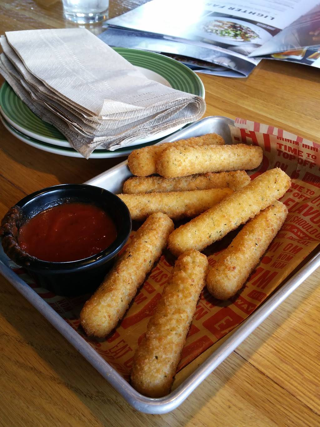 Applebees Grill + Bar | restaurant | 1441 D St NE, Auburn, WA 98002, USA | 2538046800 OR +1 253-804-6800