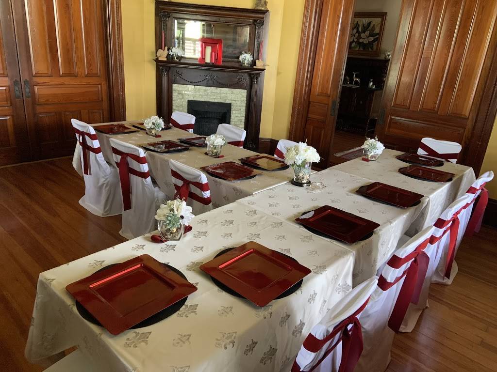 Sign of the Dove Restaurant | restaurant | 108 N, Church St, Buena Vista, GA 31803, USA | 2293141682 OR +1 229-314-1682