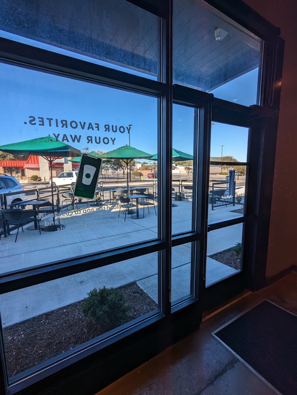 Starbucks | cafe | 101 W B McLean Dr, Cape Carteret, NC 28584, USA | 2526166206 OR +1 252-616-6206