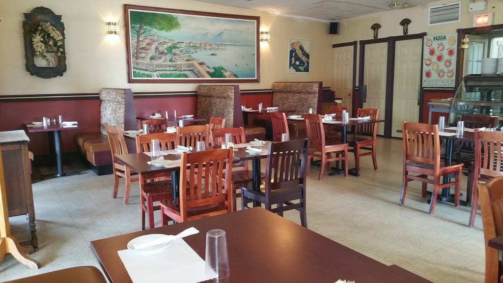 Chez Napoli Pizzeria | restaurant | 794 Boulevard des Seigneurs, Terrebonne, QC J6W 1T7, Canada | 4504719211 OR +1 450-471-9211