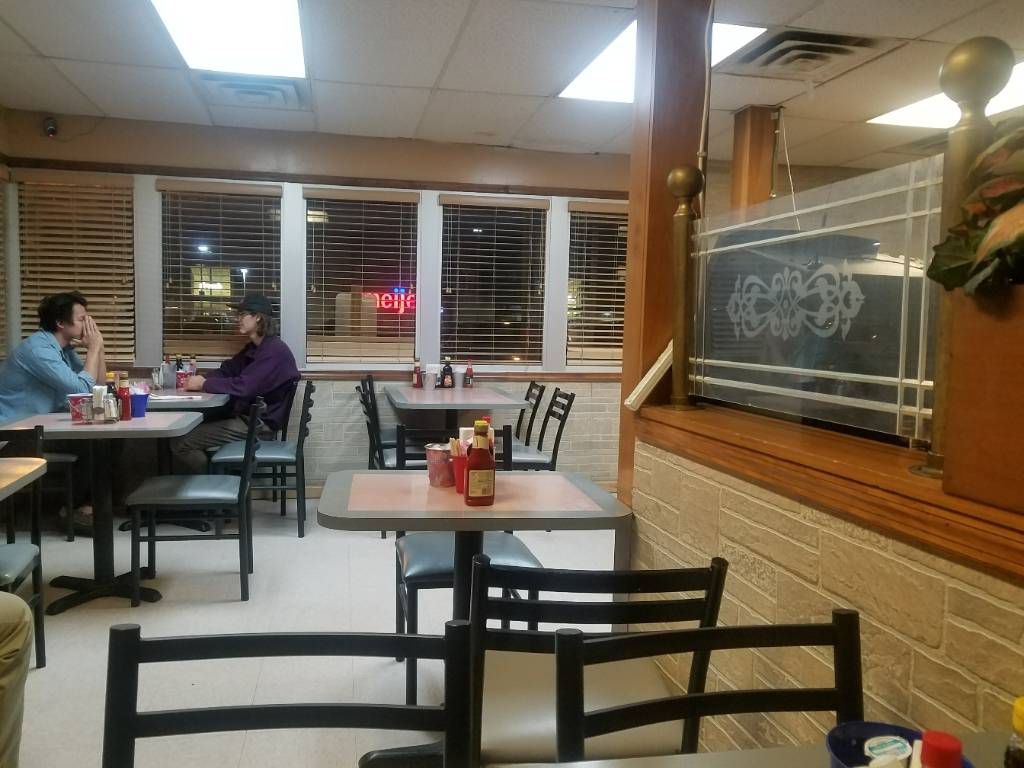 Donut Shop | bakery | 5527 N Keystone Ave, Indianapolis, IN 46220, USA | 3172553836 OR +1 317-255-3836