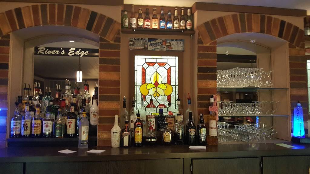 The Rivers Edge Supper Club | restaurant | N4178 WI-180 Trunk, Marinette, WI 54143, USA | 7157357344 OR +1 715-735-7344