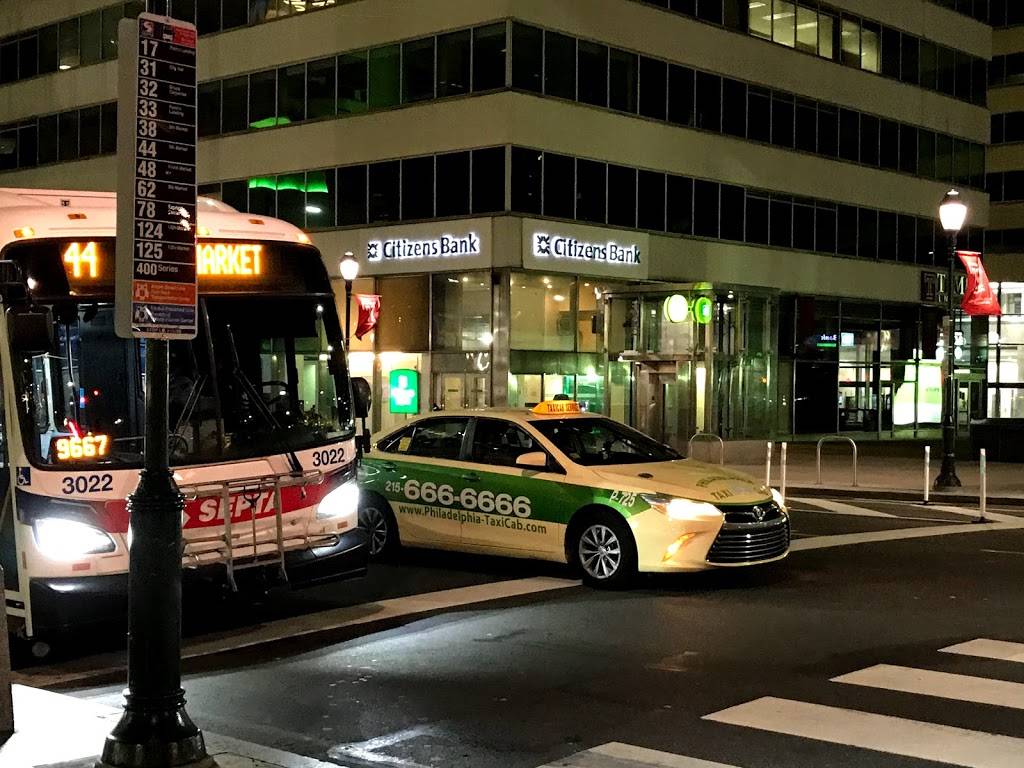 Cinemark University City Penn 6 | meal takeaway | 4012 Walnut St, Philadelphia, PA 19104, USA | 2153869800 OR +1 215-386-9800