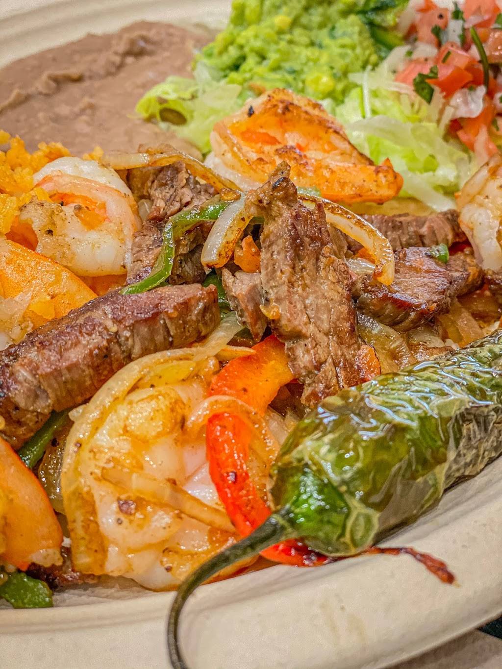 Jaliscos Taqueria | restaurant | 2901 S Capital of Texas Hwy, Austin, TX 78746, USA | 5124325036 OR +1 512-432-5036