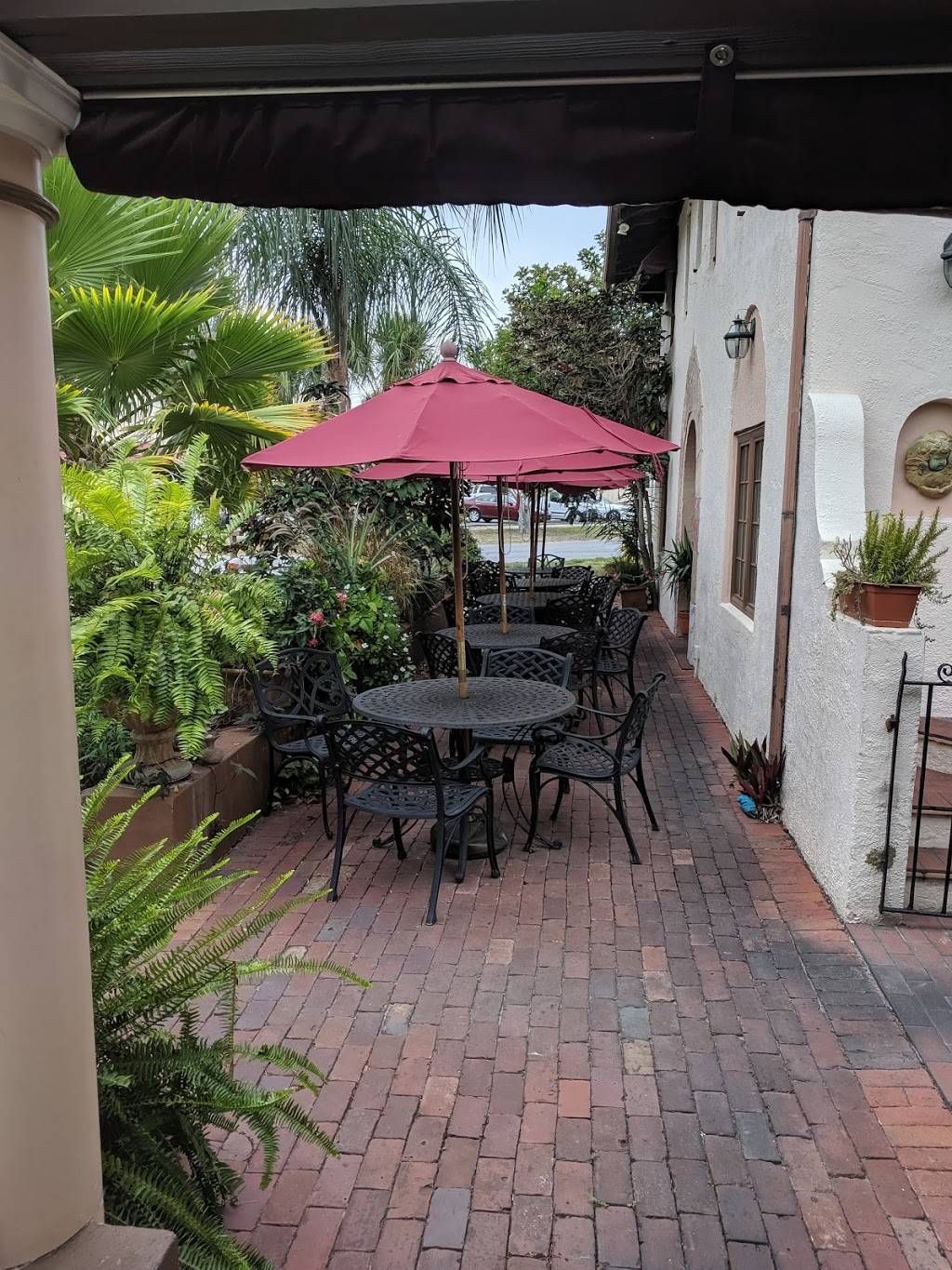 Luna Restaurant | restaurant | 200 Nokomis Ave N, Venice, FL 34285, USA | 9414129898 OR +1 941-412-9898