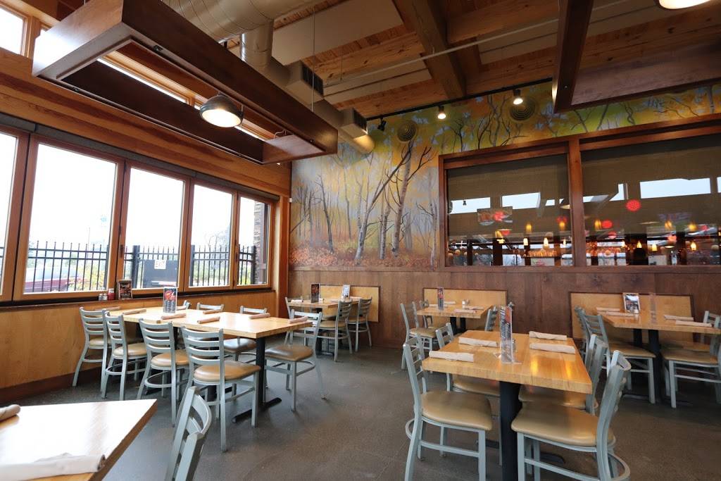 Tavern on the Hill | restaurant | 1102 Woodland Ave, Duluth, MN 55812, USA | 2187240010 OR +1 218-724-0010