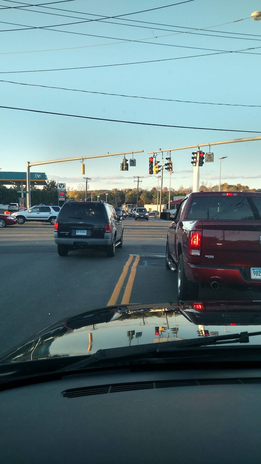 Lee PO Chinese Kitchen | restaurant | 1066 Farmington Ave, Bristol, CT 06010, USA | 8605891011 OR +1 860-589-1011