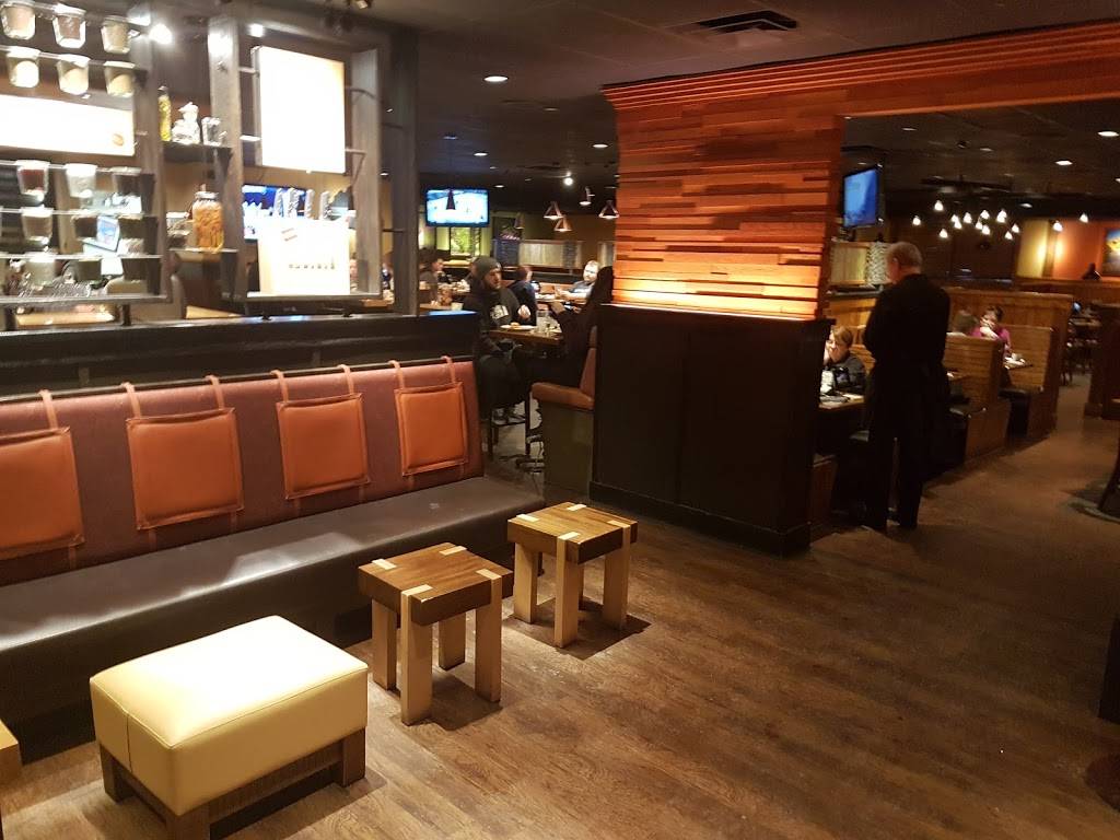 Outback Steakhouse | meal takeaway | 1321 E 78th St, Bloomington, MN 55425, USA | 9522228100 OR +1 952-222-8100