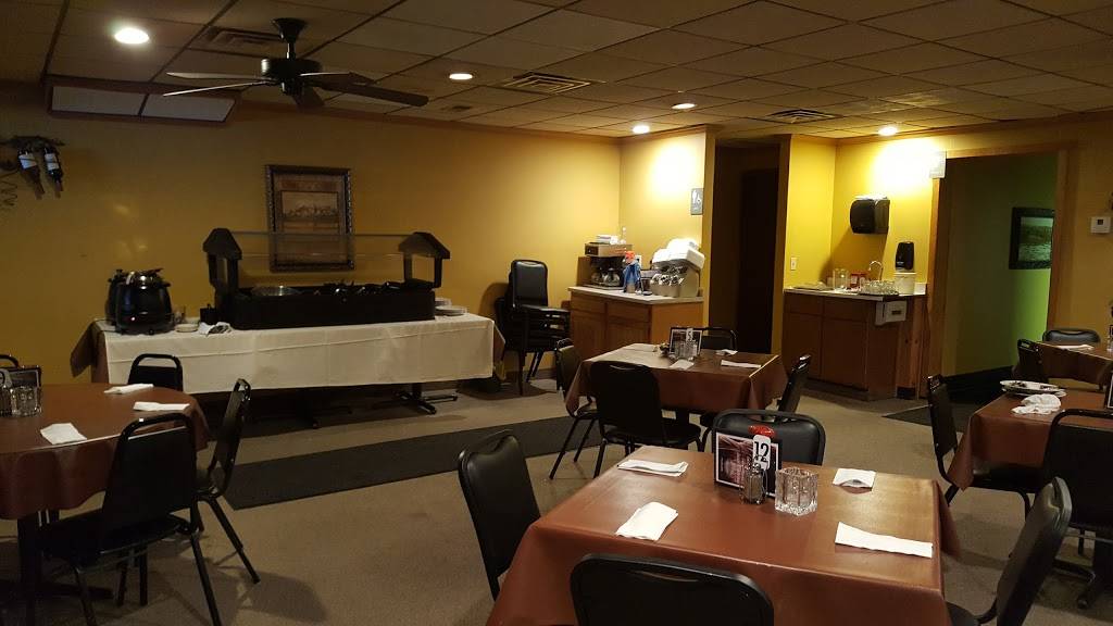 Twos Co Restaurant & Lounge | restaurant | 213 Main St, Mosinee, WI 54455, USA | 7156933090 OR +1 715-693-3090