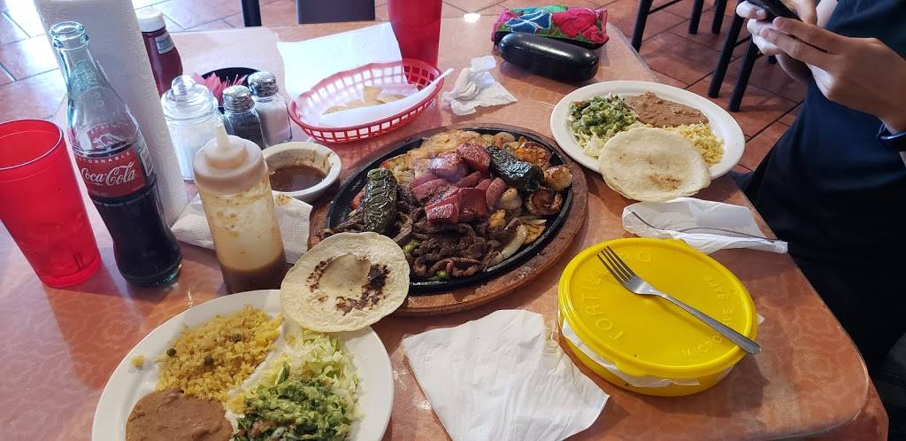 Vallartas Mexican Grill | restaurant | 4751 Gulfway Dr, Port Arthur, TX 77642, USA | 4093004011 OR +1 409-300-4011