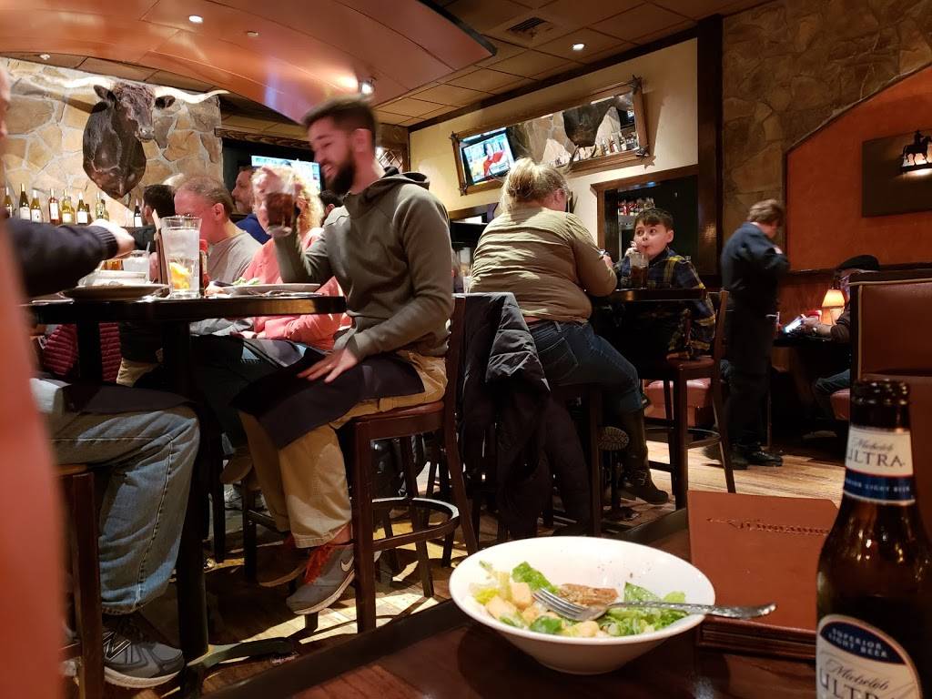 LongHorn Steakhouse | meal takeaway | 390 West St, Mansfield, MA 02048, USA | 5082618810 OR +1 508-261-8810