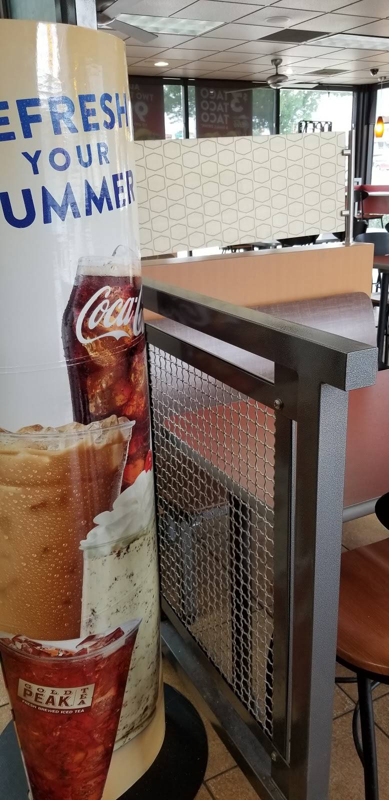 Jack in the Box | restaurant | 4703 Greenville Ave, Dallas, TX 75206, USA | 2143789640 OR +1 214-378-9640