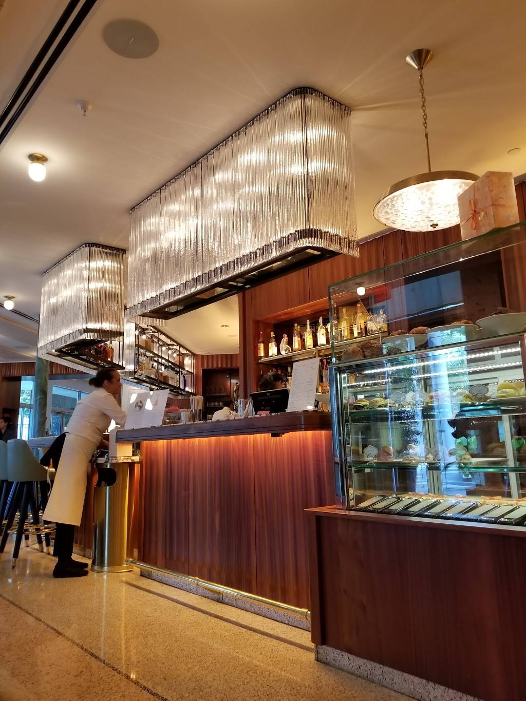 Sant Ambroeus | restaurant | 340 Royal Poinciana Way #304, Palm Beach, FL 33480, USA | 5612857990 OR +1 561-285-7990