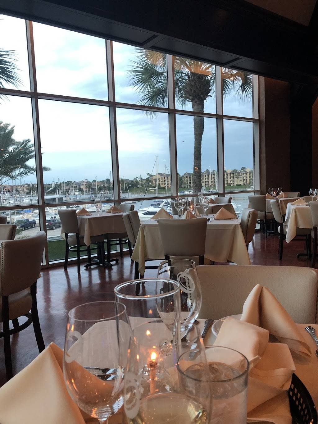 Opus Bistro & Steakhouse | restaurant | 2500 South Shore Blvd, League City, TX 77573, USA | 2813345225 OR +1 281-334-5225