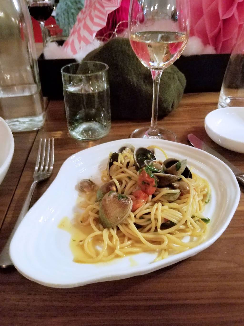 I’m Eddie Cano | restaurant | 5014 Connecticut Ave NW, Washington, DC 20008, USA | 2028904995 OR +1 202-890-4995