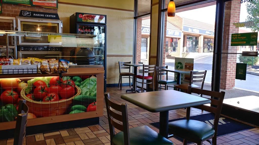 Subway Restaurants | restaurant | 7648 US Hwy 70 South Suite 26 Bellevue West Shopping Center, Nashville, TN 37221, USA | 6156621432 OR +1 615-662-1432