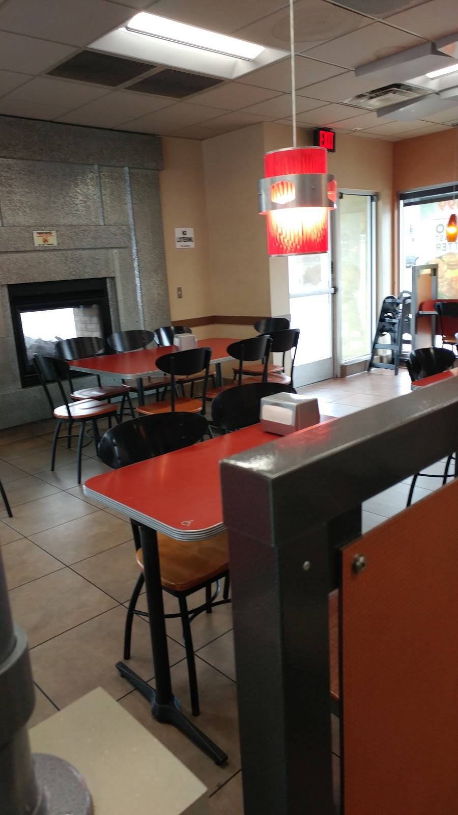 Jack in the Box | restaurant | 4075 University Ave, San Diego, CA 92105, USA | 6192818735 OR +1 619-281-8735